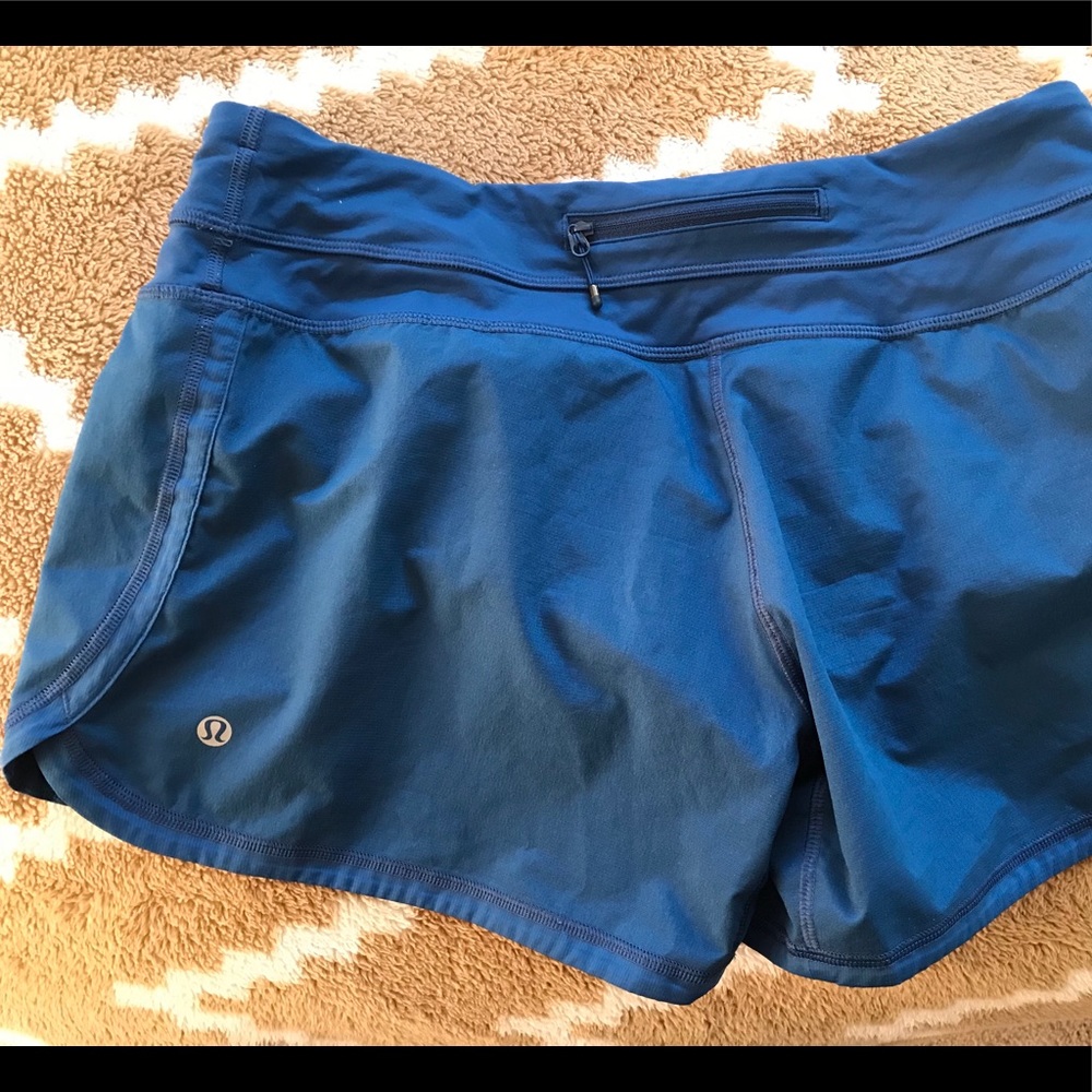 Lululemon Athletica Shorts size 8